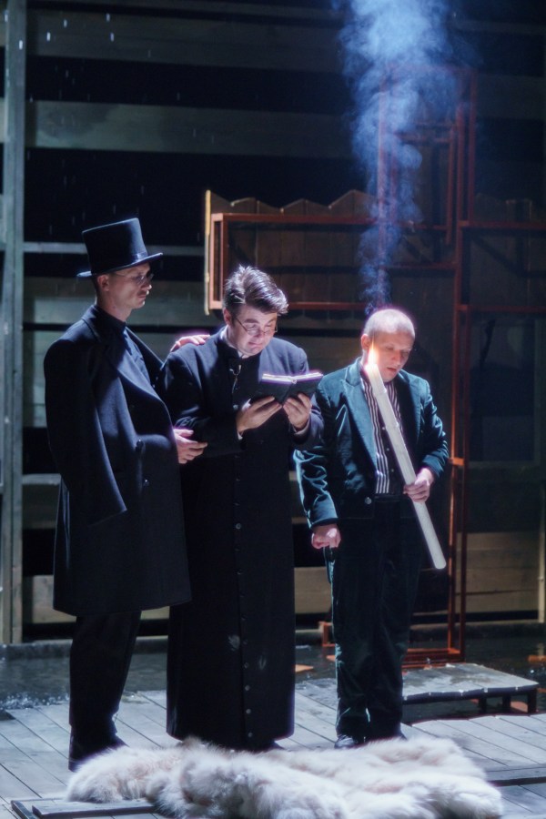 Karamazovok_eloadas foto 2015-2016_Tollas Gaborral_Tompa Miklos Tarsulat MNSZ_foto Zoltan Rab-21